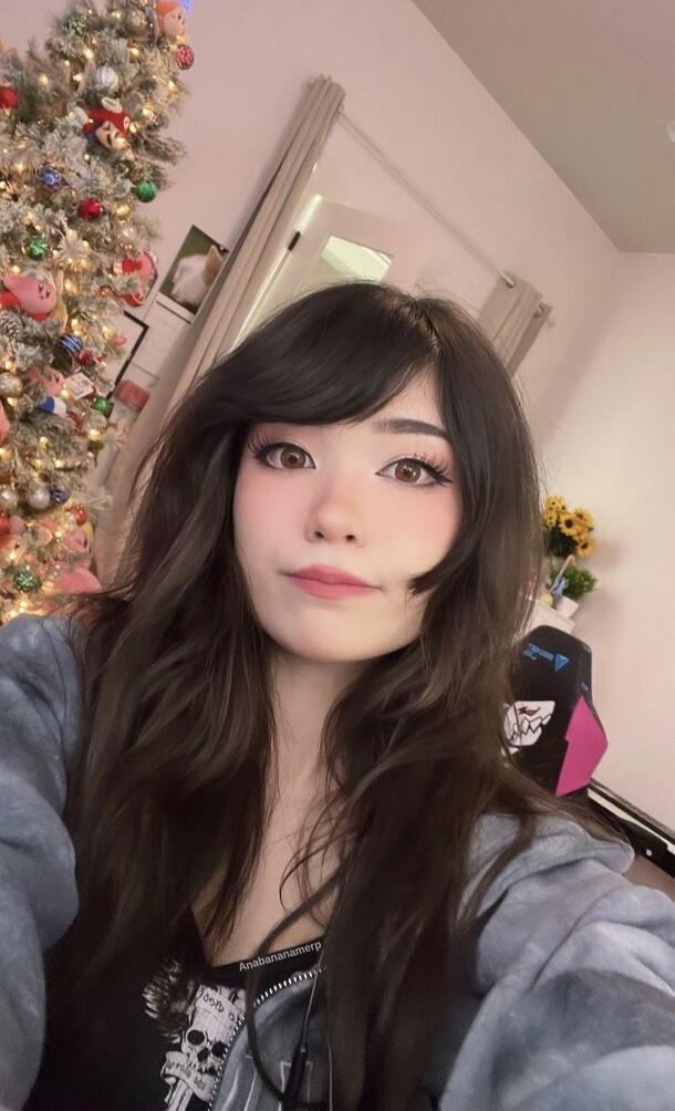 emiru-33 gallery photo #1627