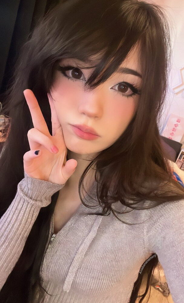 emiru-33 gallery photo #1629