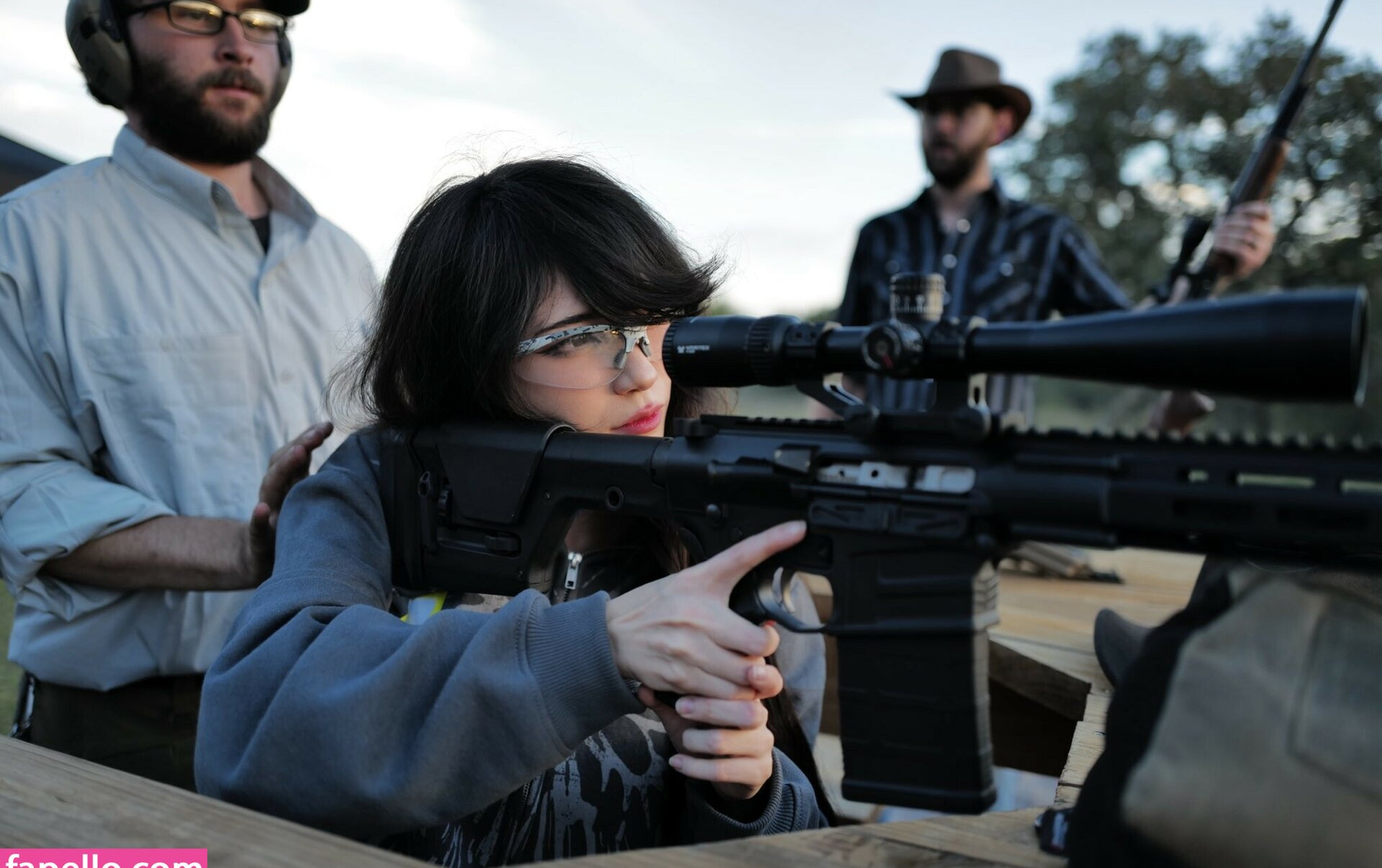 emiru-33 gallery photo #1770