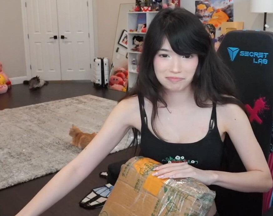 emiru-33 gallery photo #305