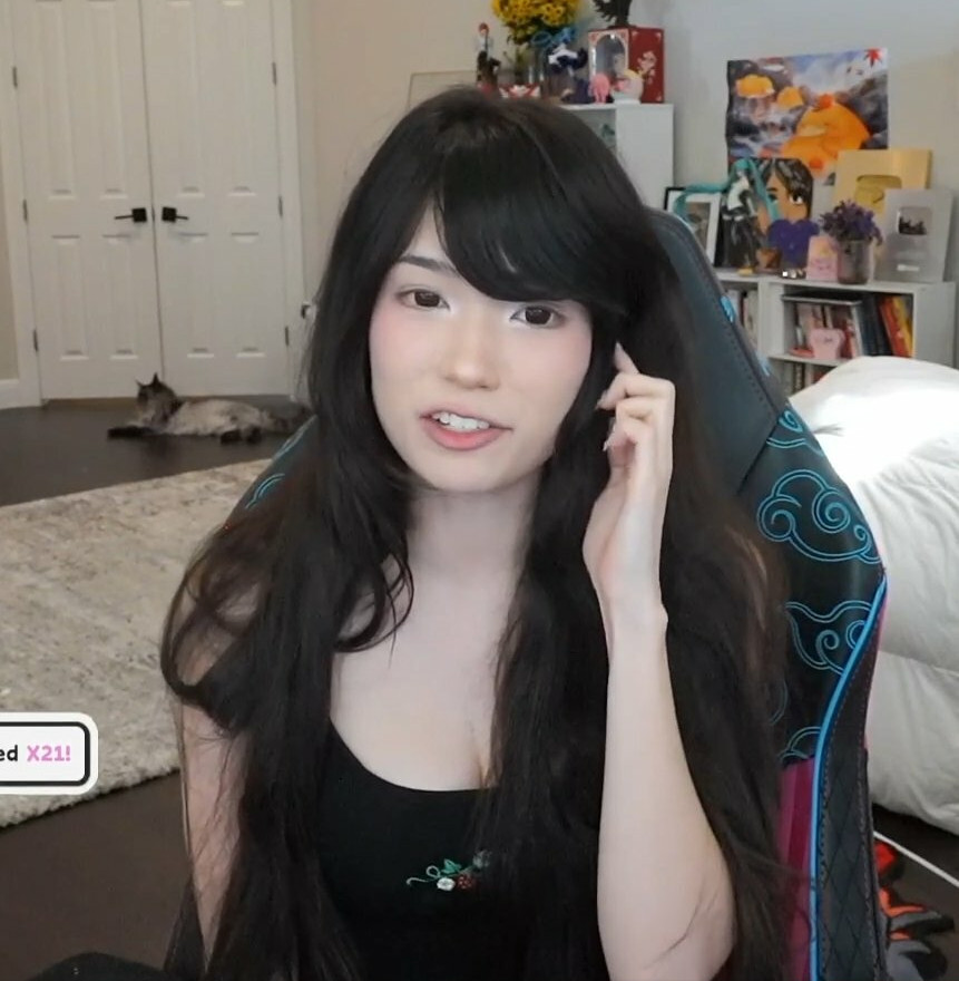 emiru-33 gallery photo #308