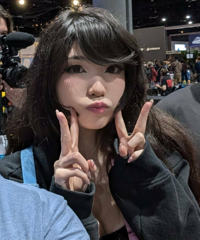 emiru-33 gallery photo #355