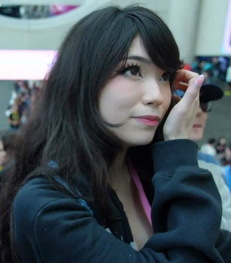 emiru-33 gallery photo #358