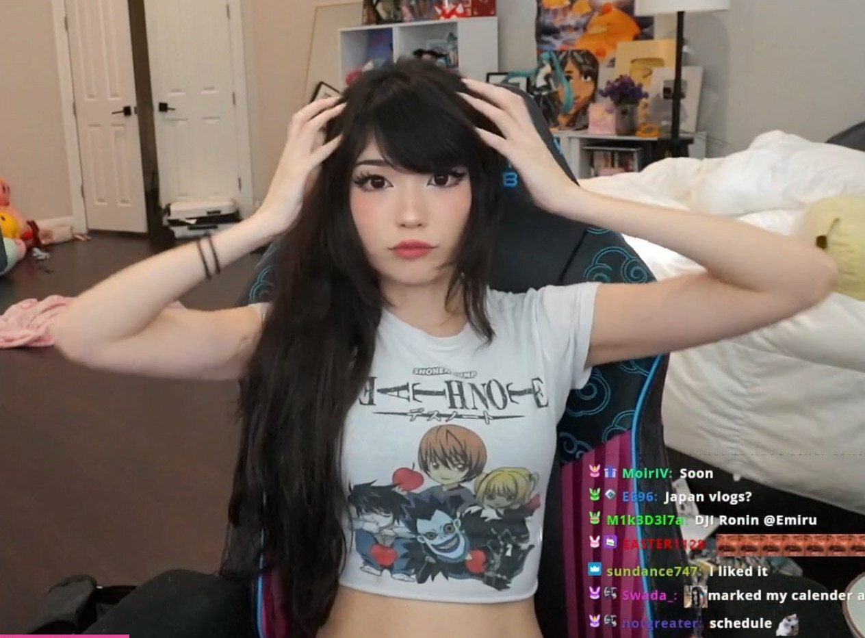 emiru-33 gallery photo #382