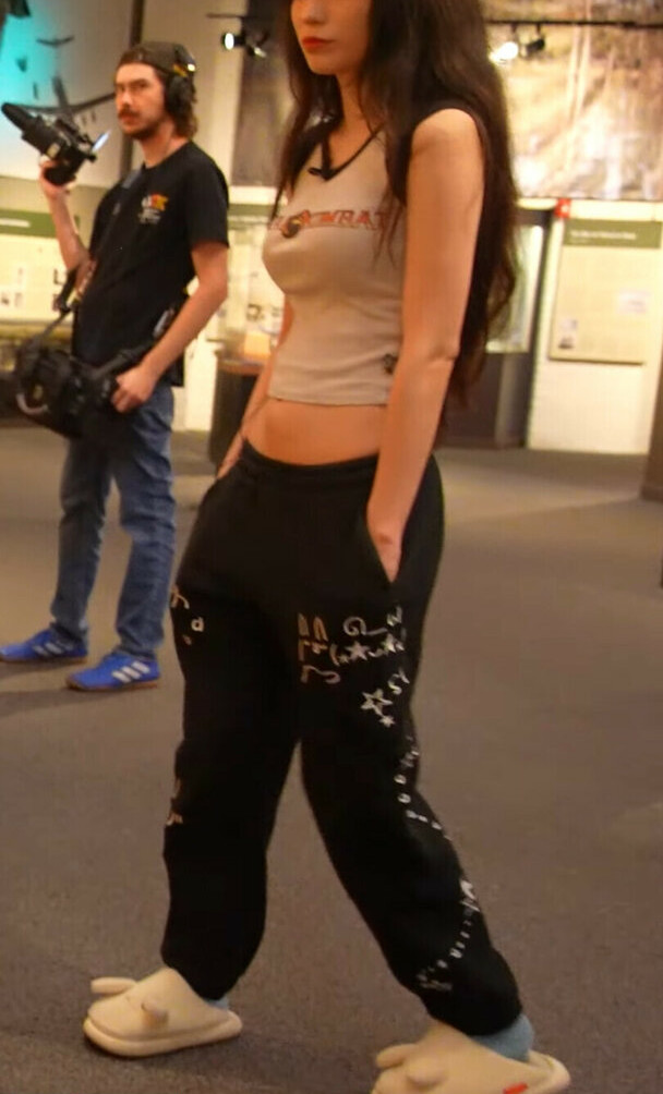 emiru-33 gallery photo #483