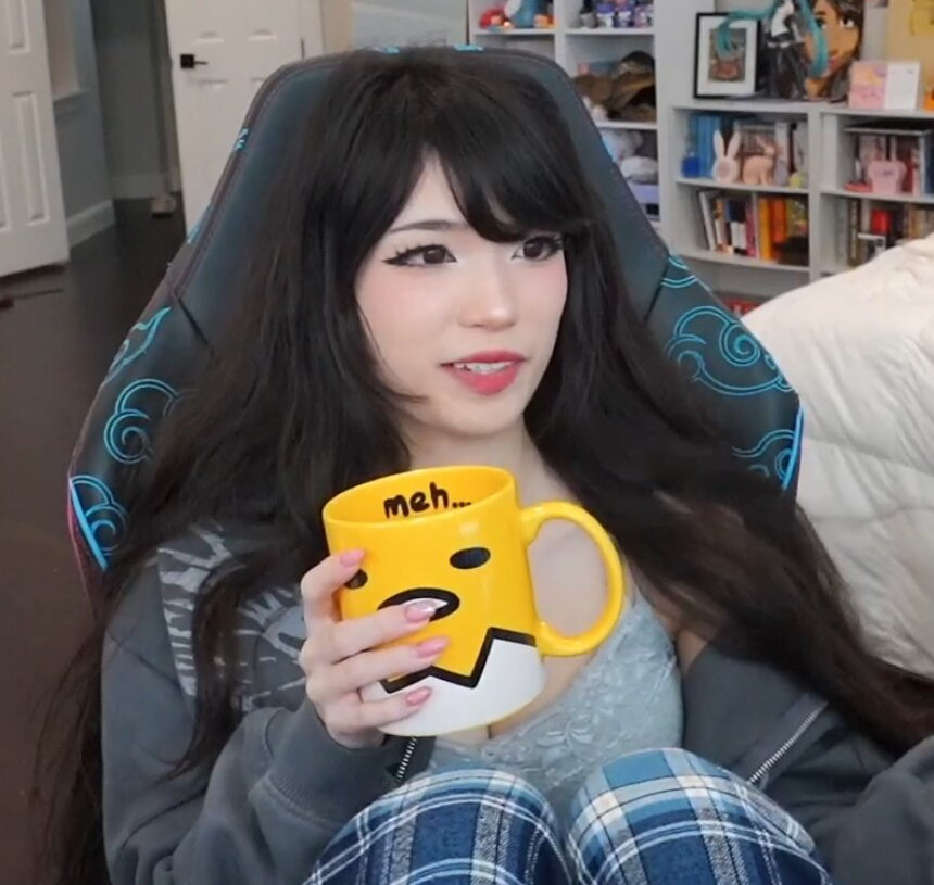 emiru-33 gallery photo #546