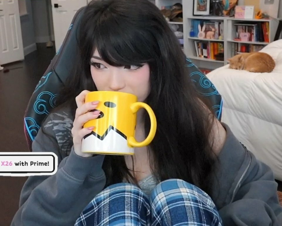 emiru-33 gallery photo #552