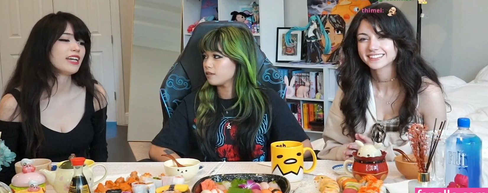 emiru-33 gallery photo #557