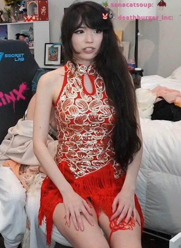 emiru-33 gallery photo #573