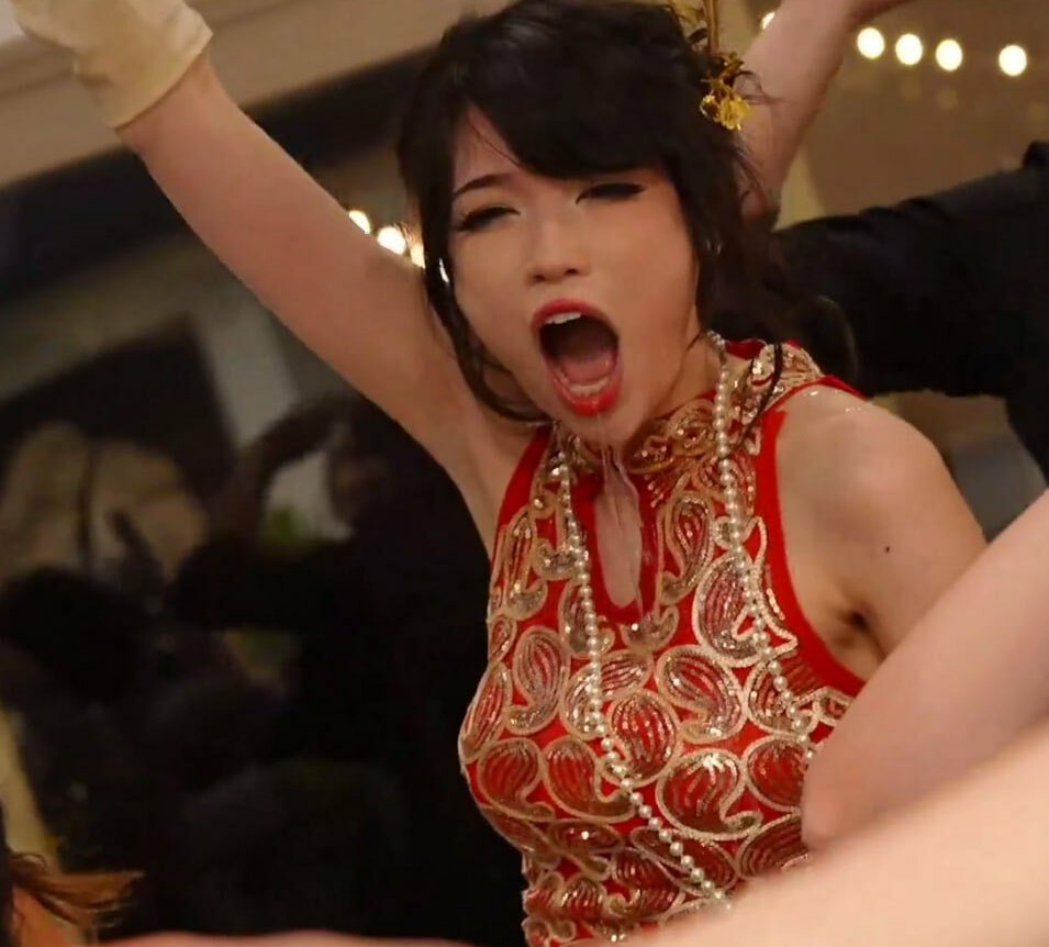 emiru-33 gallery photo #579