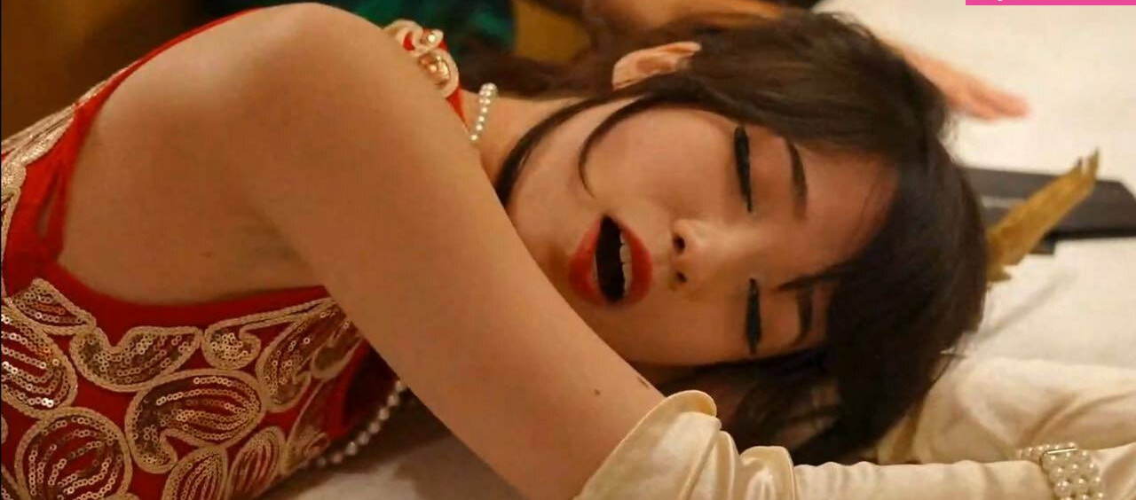 emiru-33 gallery photo #582