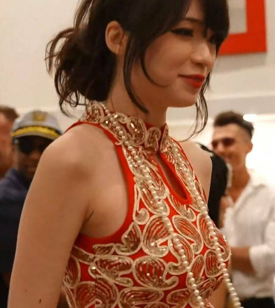 emiru-33 gallery photo #583