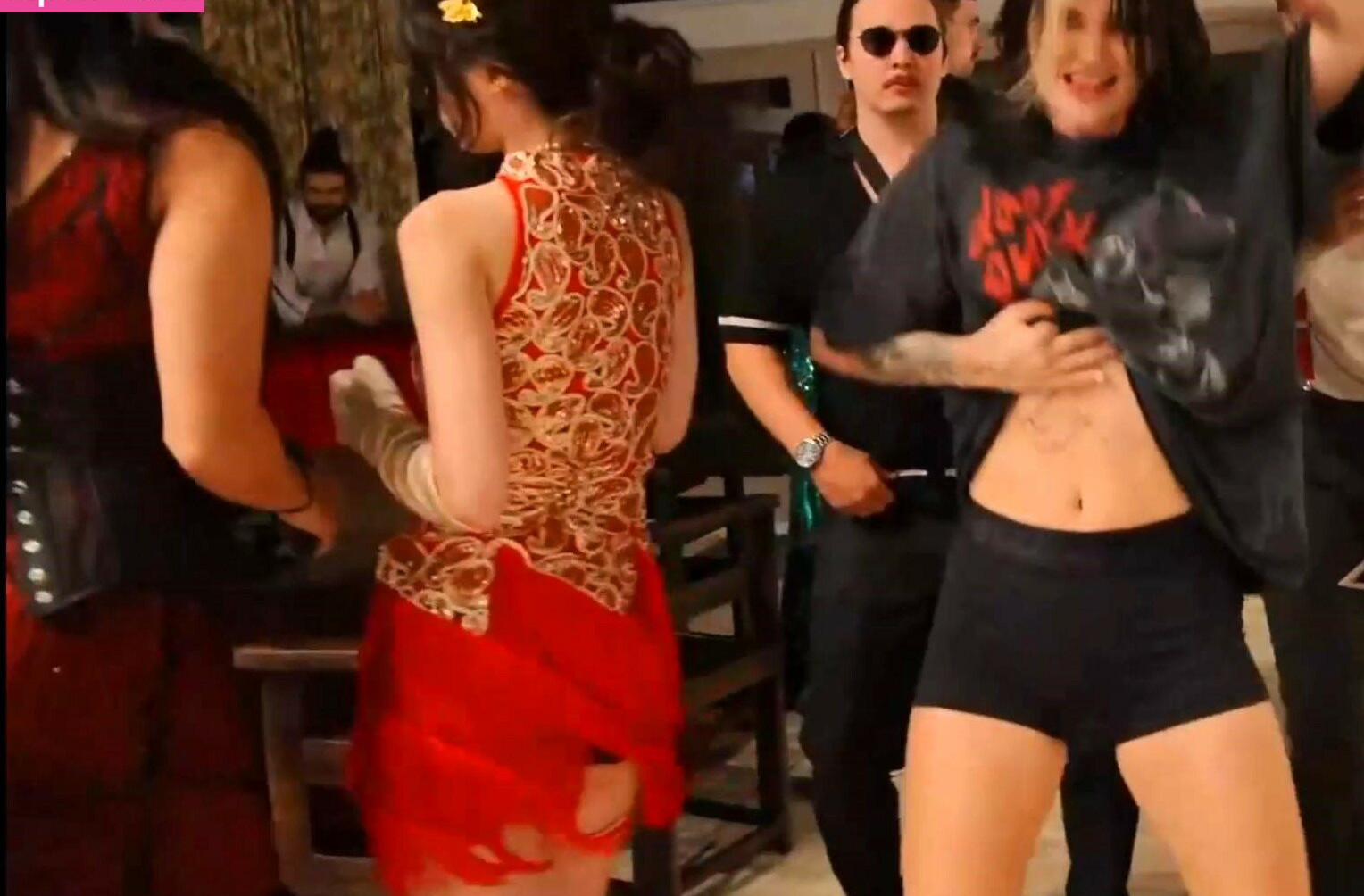 emiru-33 gallery photo #586