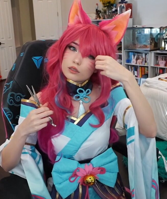 emiru-33 gallery photo #614