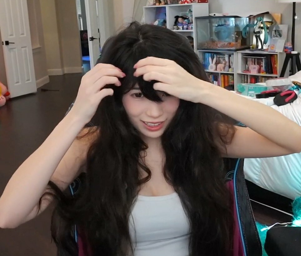 emiru-33 gallery photo #623