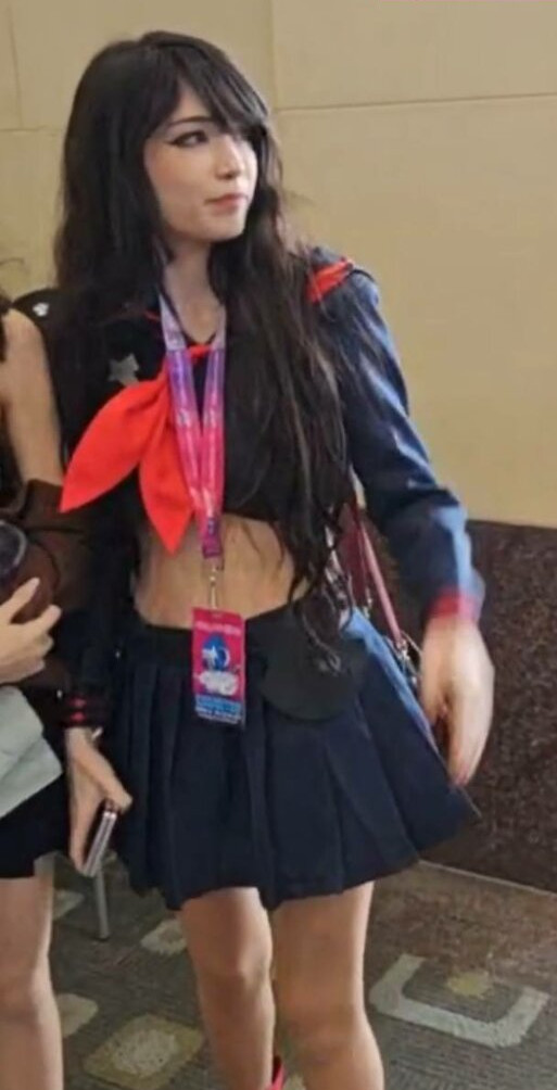 emiru-33 gallery photo #817