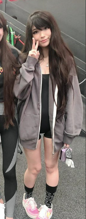 emiru-33 gallery photo #913