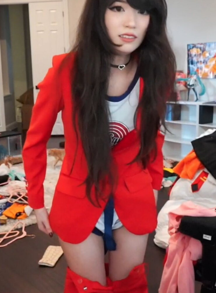 emiru-33 gallery photo #916