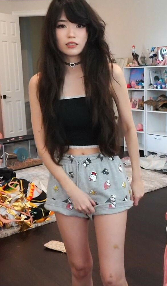 emiru-33 gallery photo #920