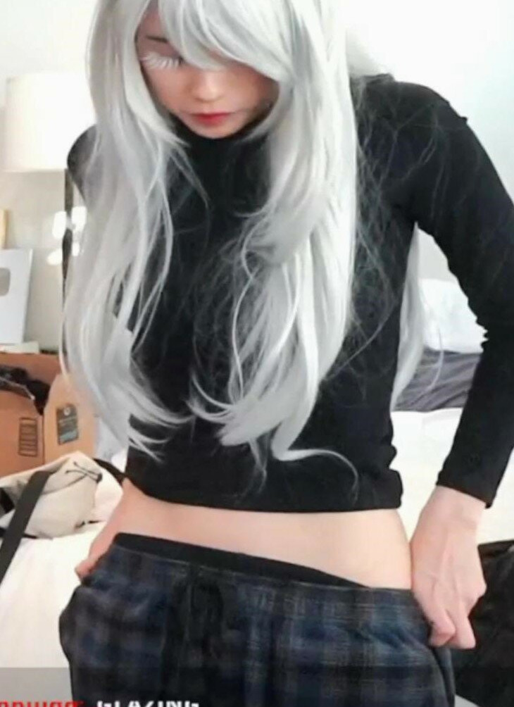 emiru-33 gallery photo #929