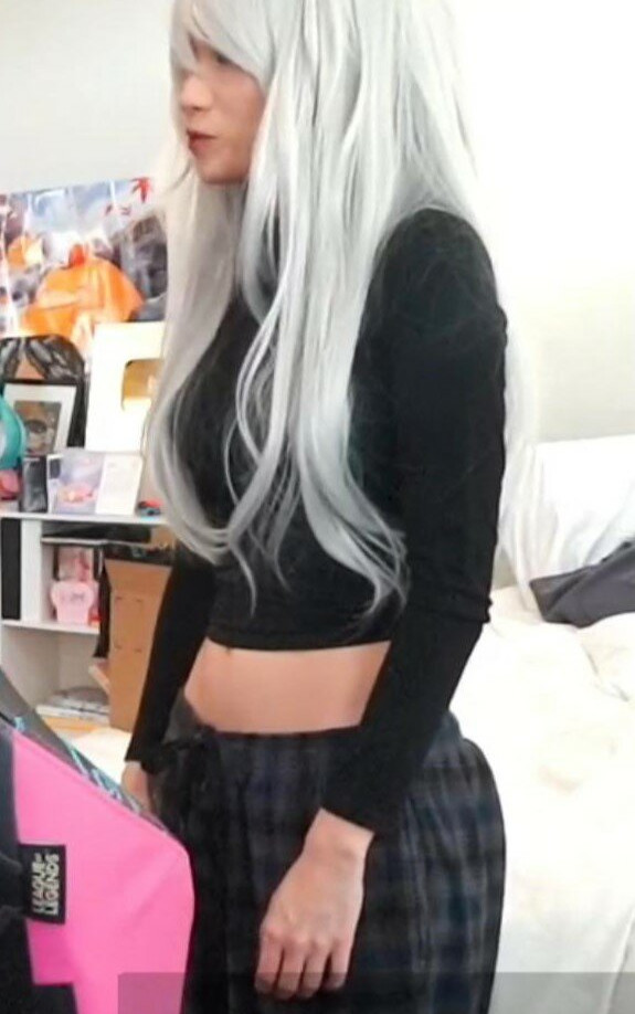 emiru-33 gallery photo #932