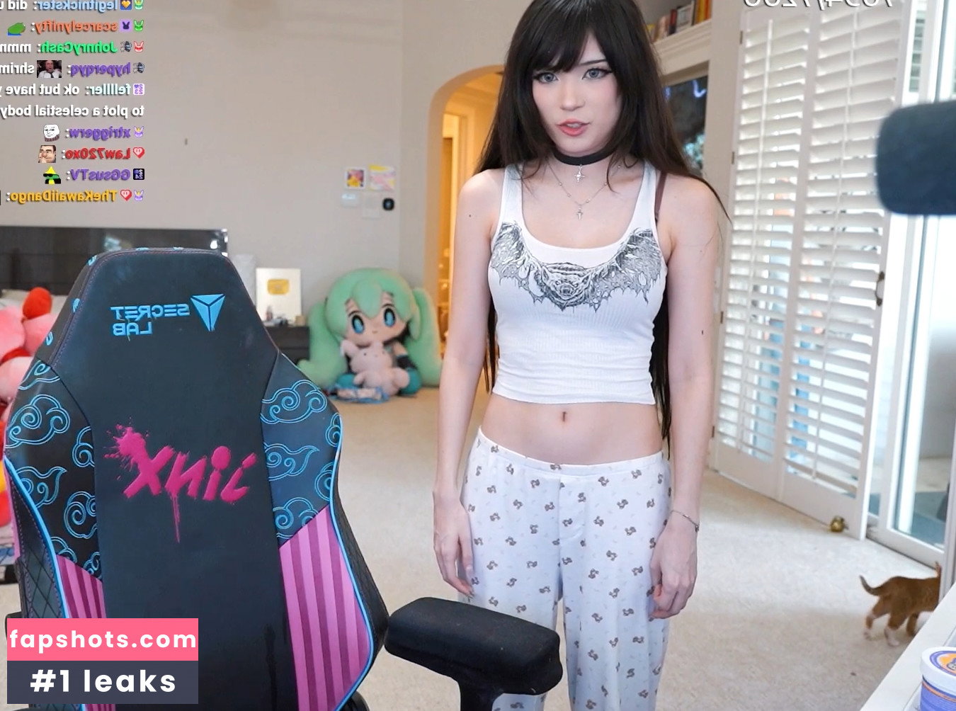 Emiru gallery photo #4805