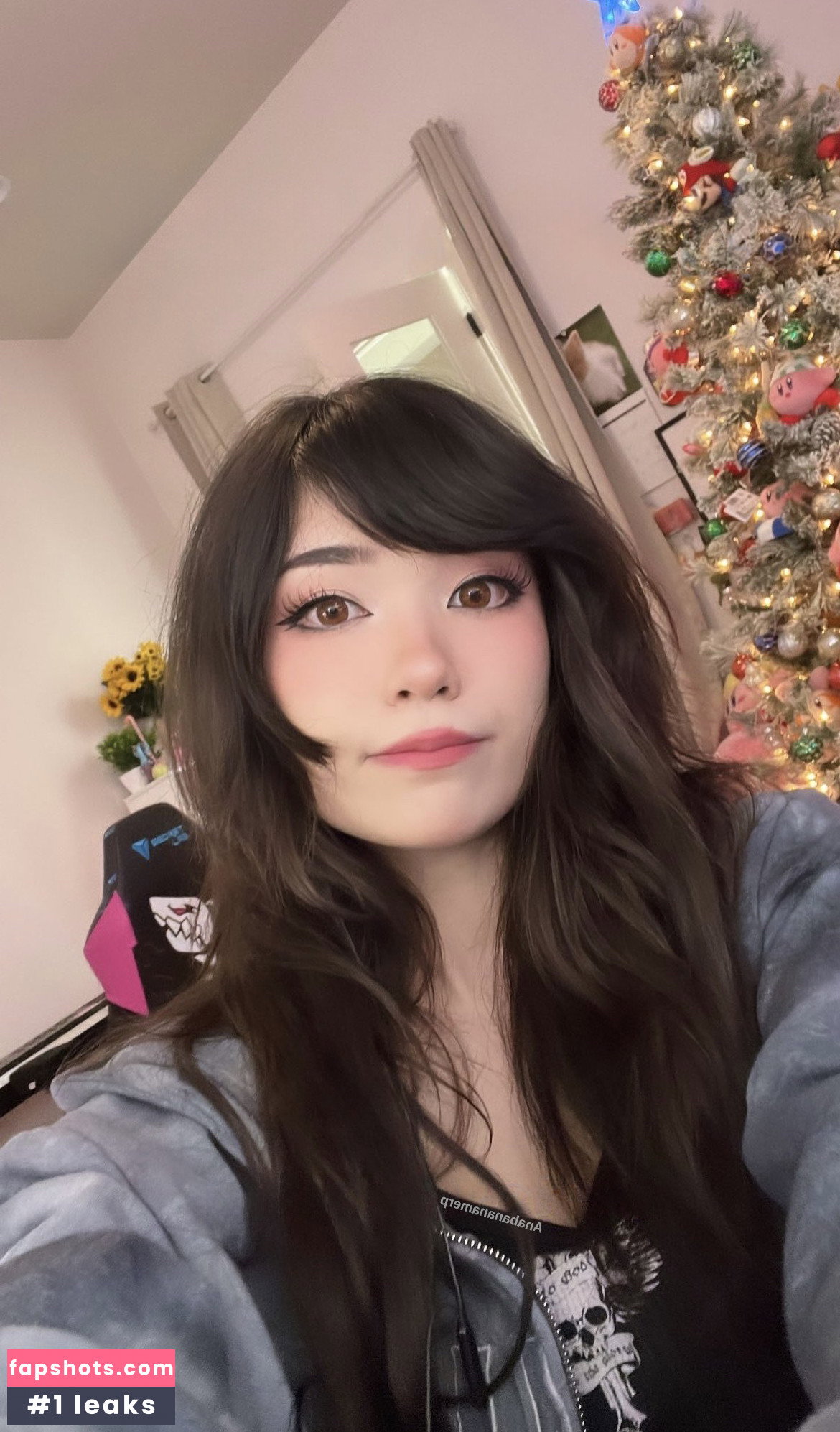 Emiru gallery photo #3577