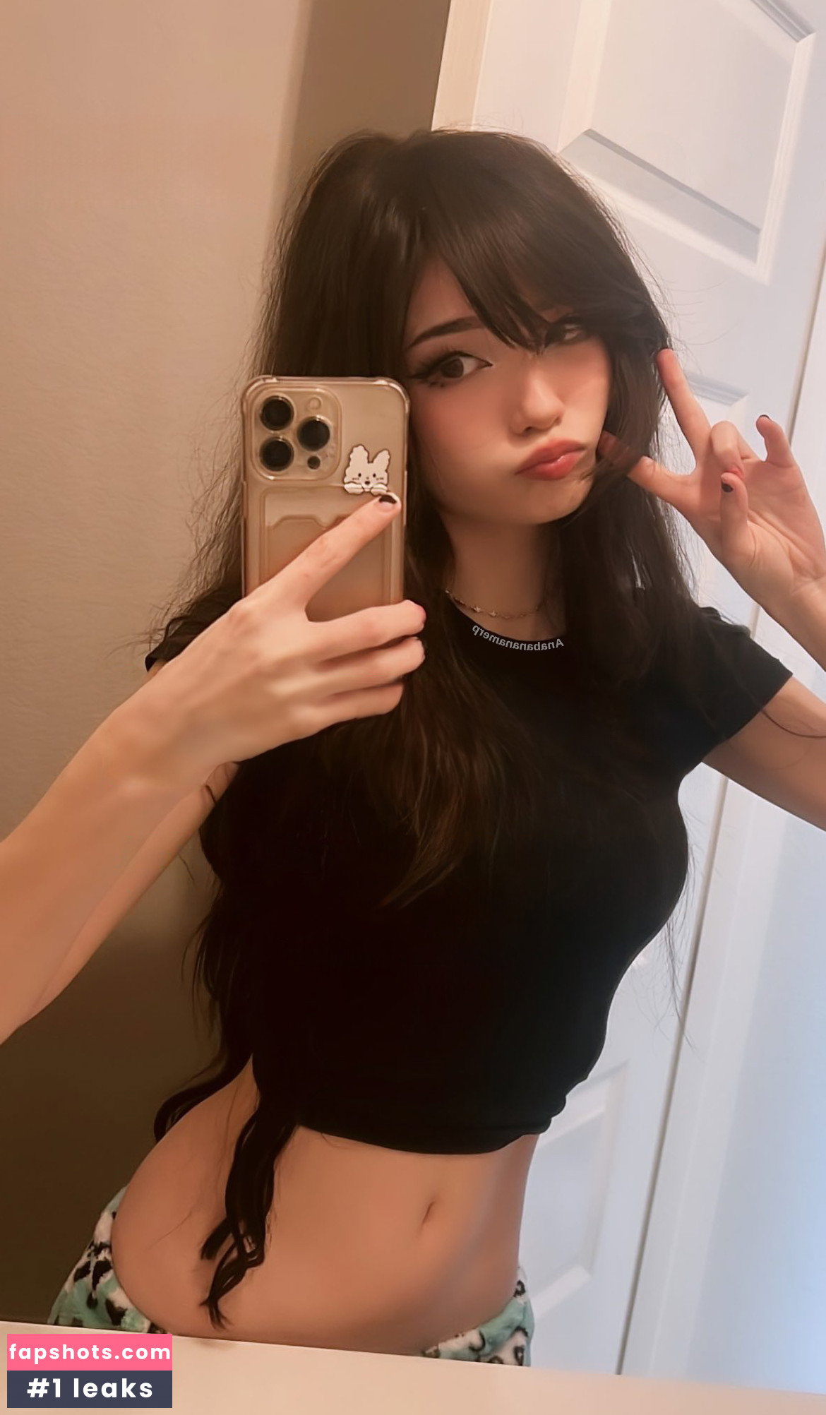 Emiru gallery photo #2879