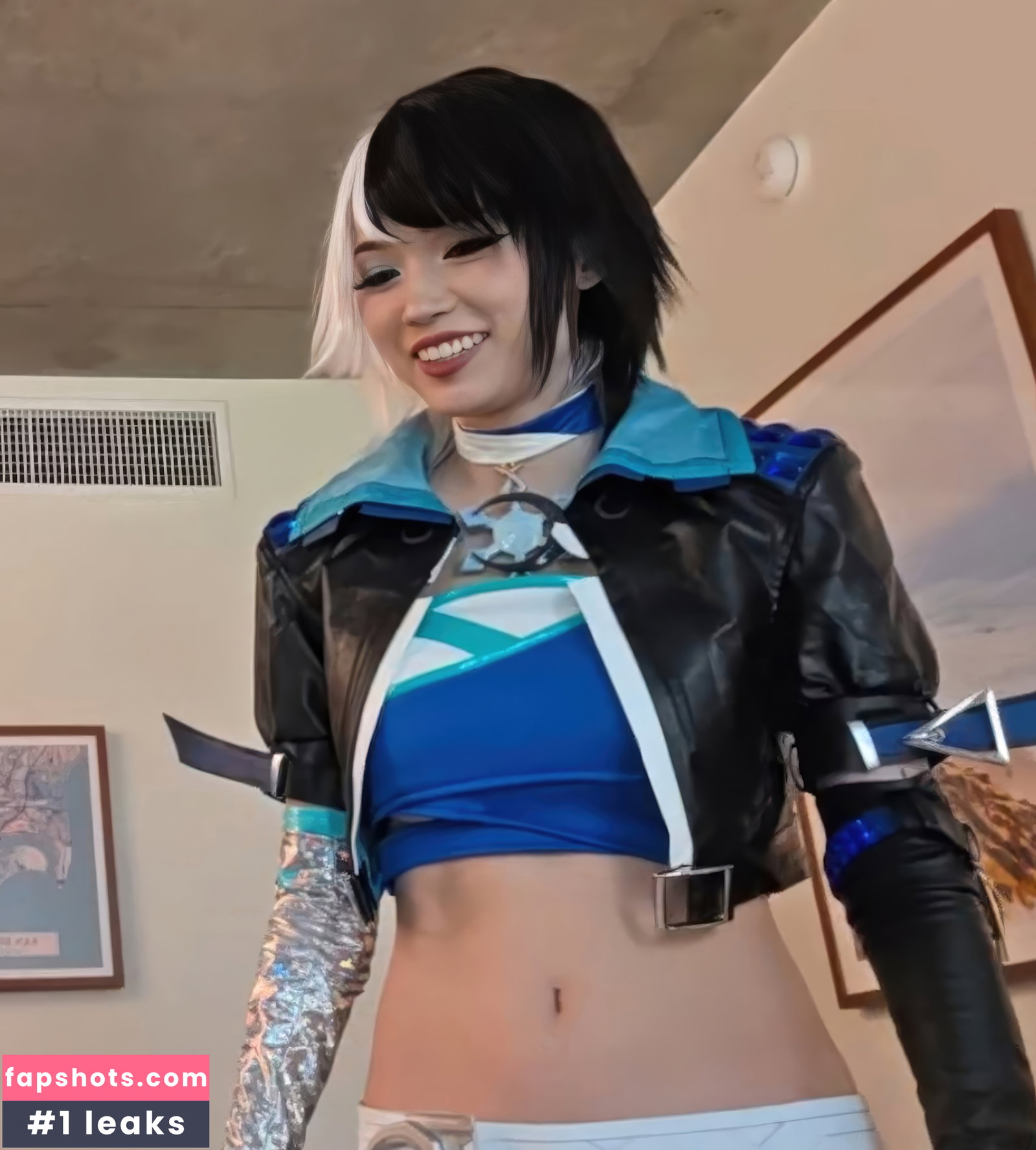 Emiru gallery photo #2919