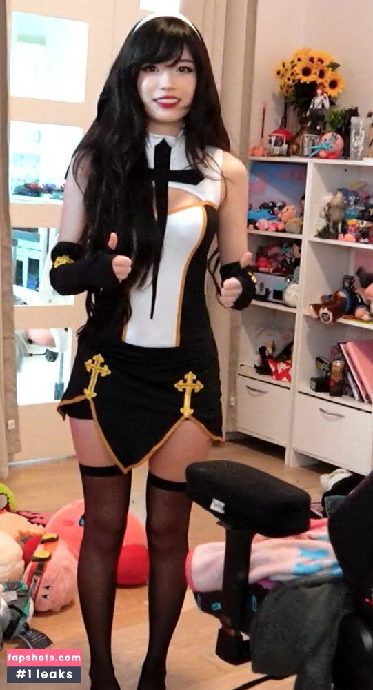 Emiru gallery photo #4980