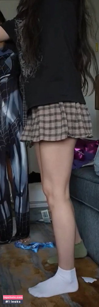 Emiru gallery photo #4743