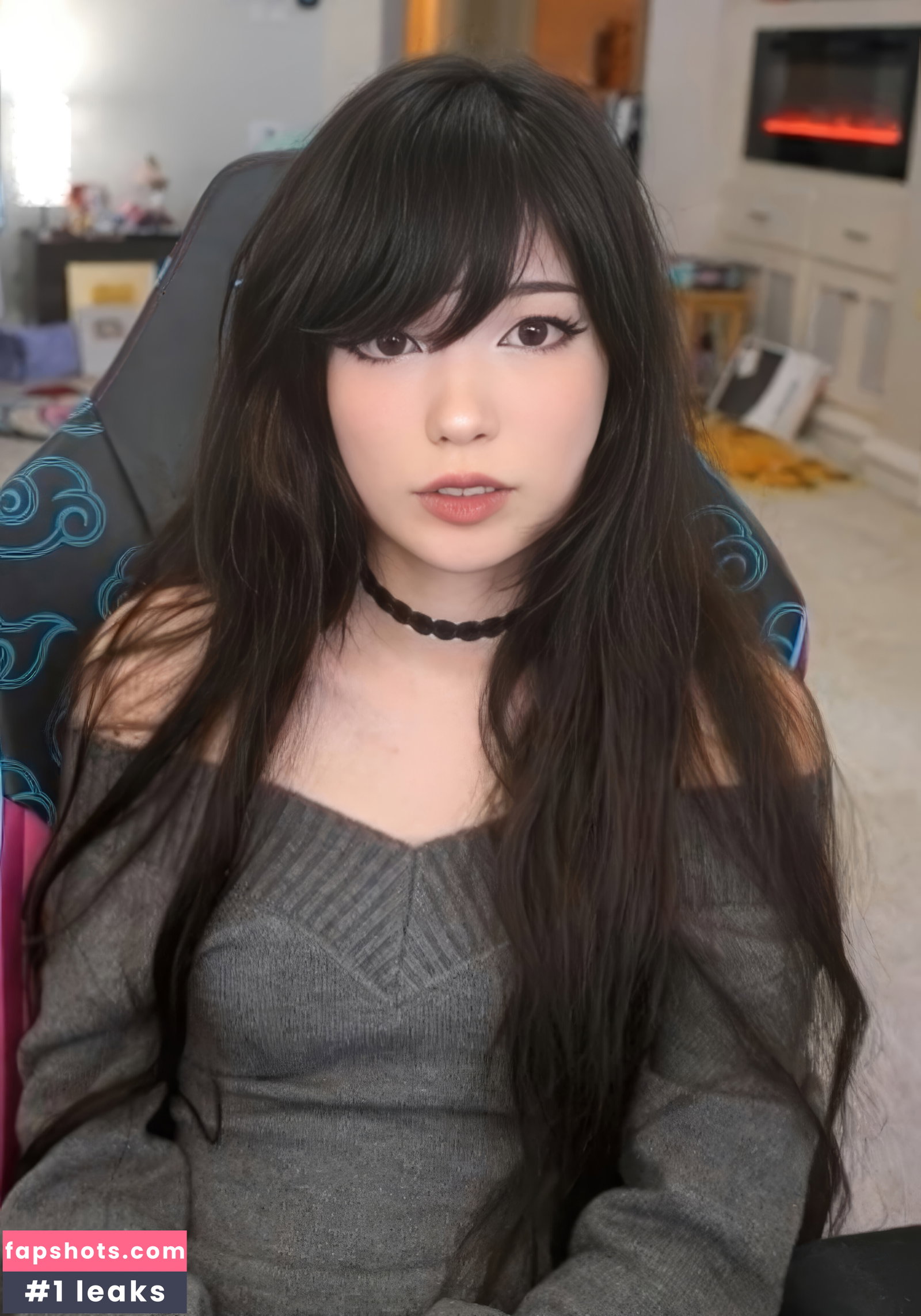 Emiru gallery photo #1146