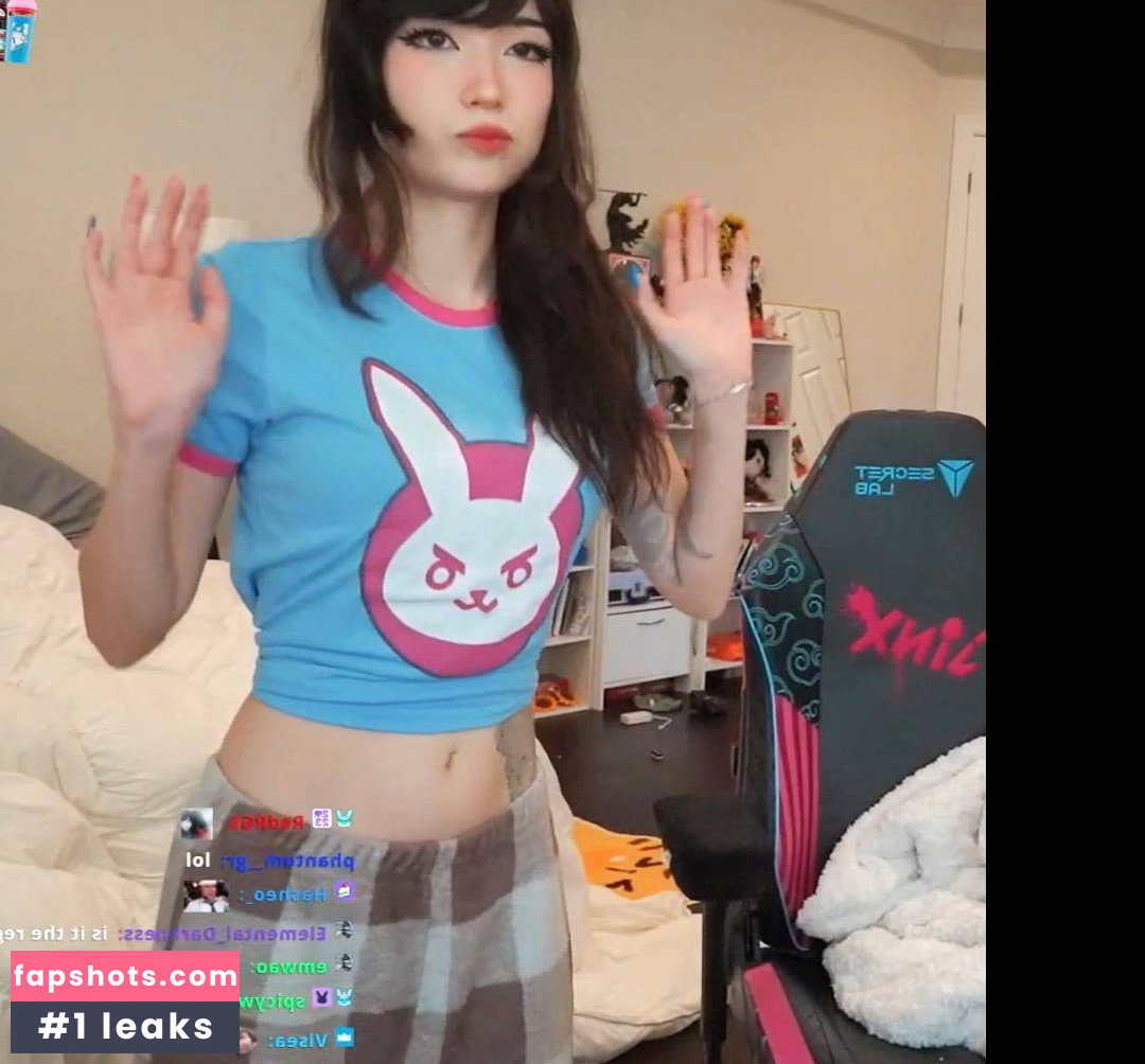 Emiru gallery photo #1806