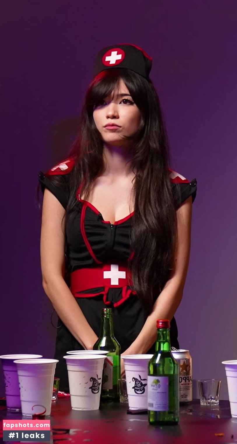 Emiru gallery photo #1658