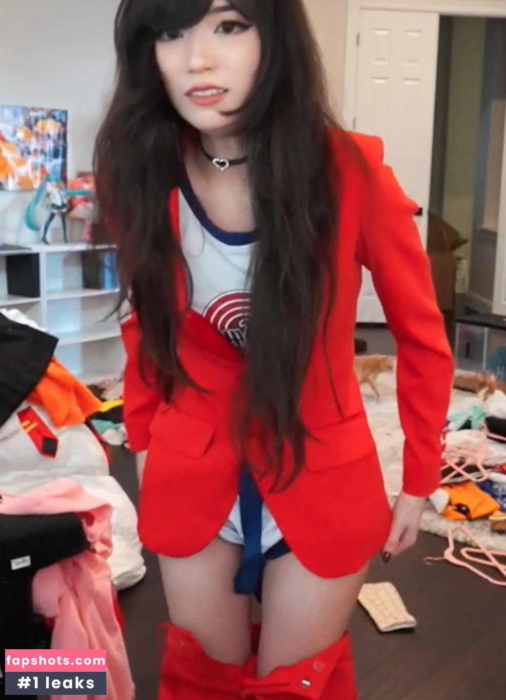 Emiru gallery photo #4347