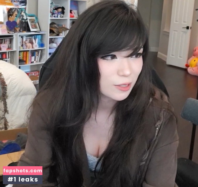 Emiru gallery photo #4684