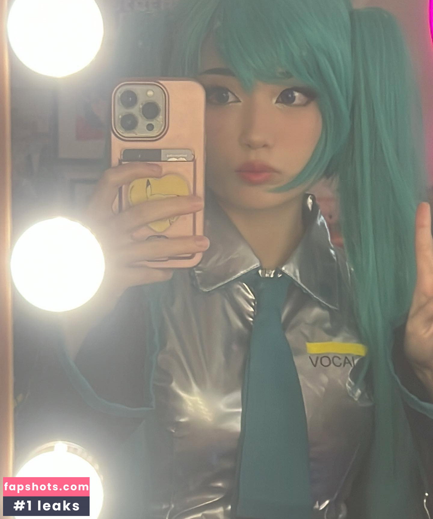 Emiru gallery photo #1551