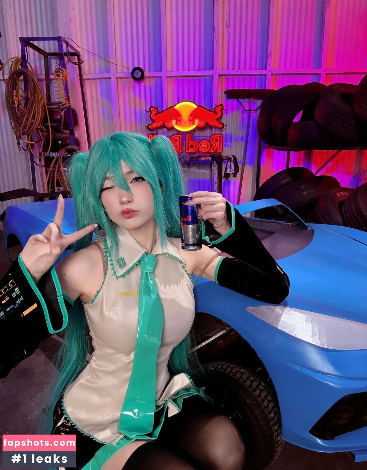 Emiru gallery photo #1956