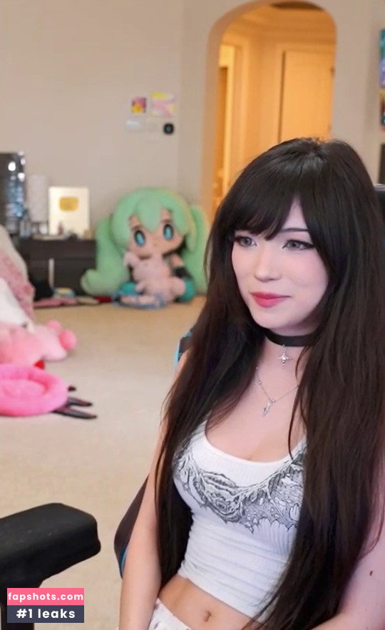 Emiru gallery photo #3958