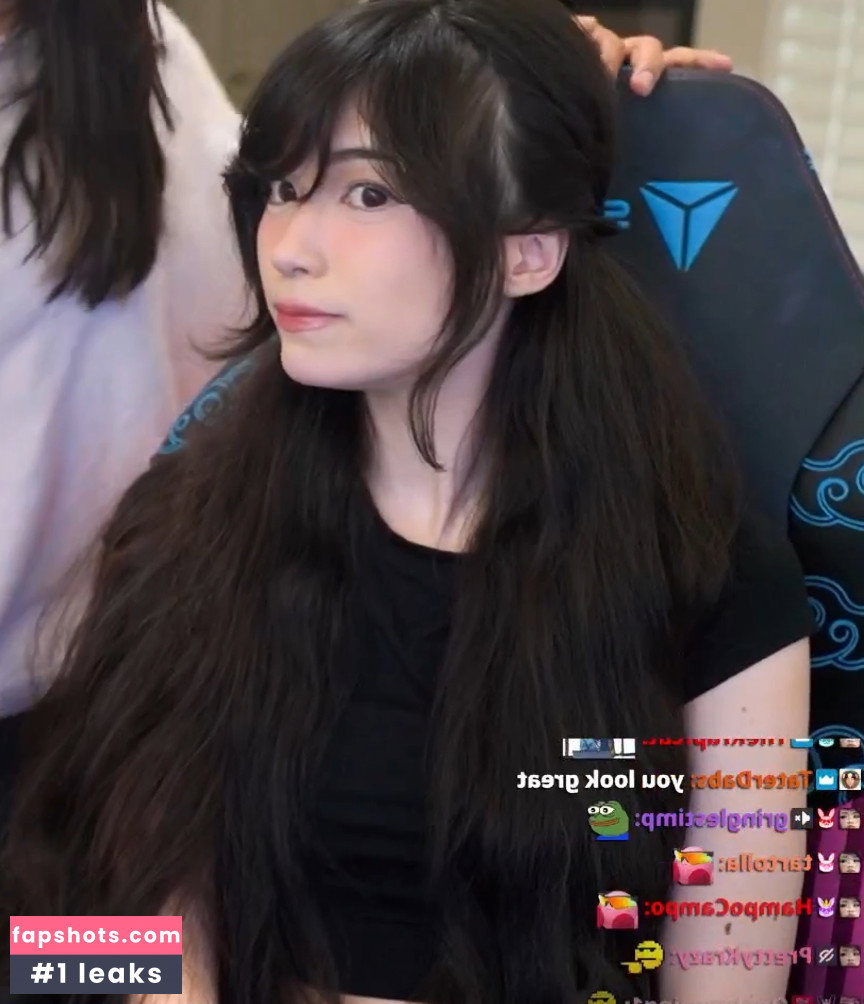Emiru gallery photo #2936