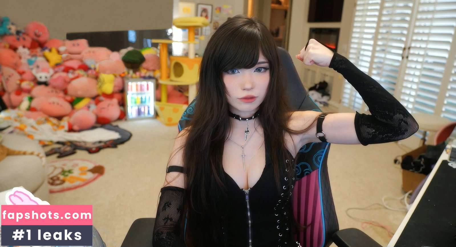 Emiru gallery photo #1616