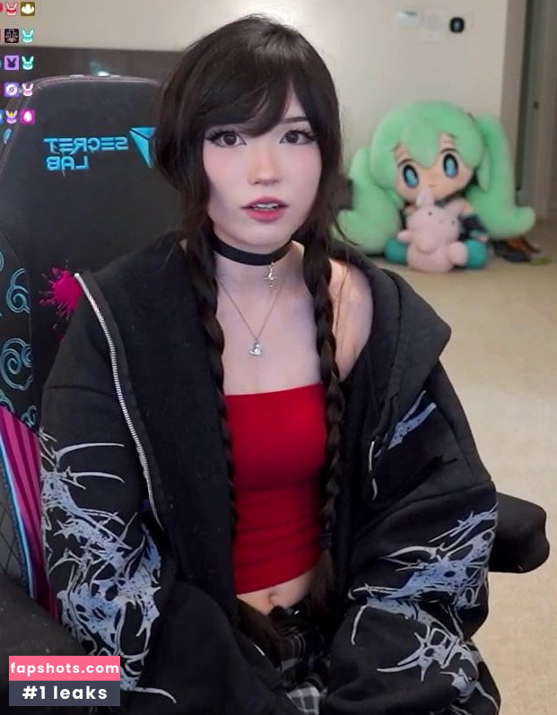Emiru gallery photo #2075