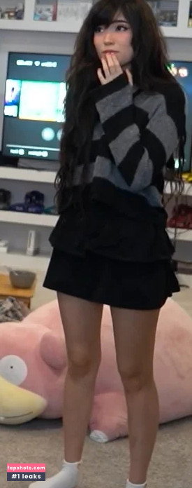 Emiru gallery photo #1527