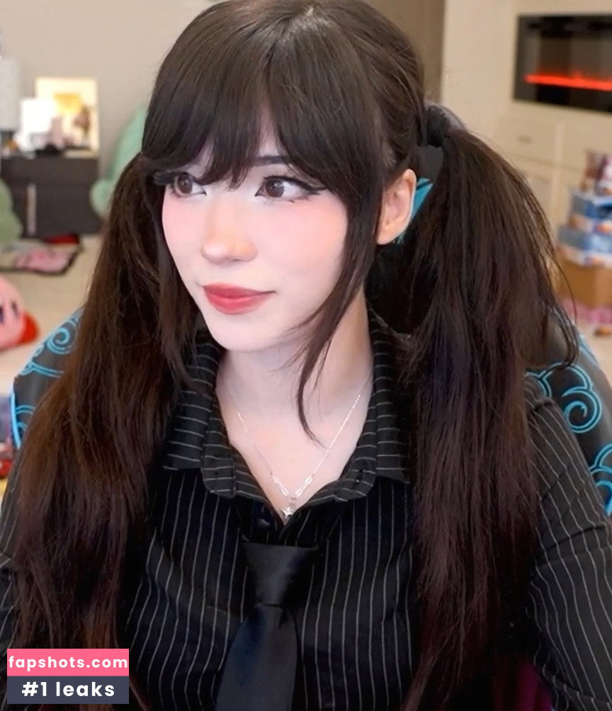 Emiru gallery photo #1326