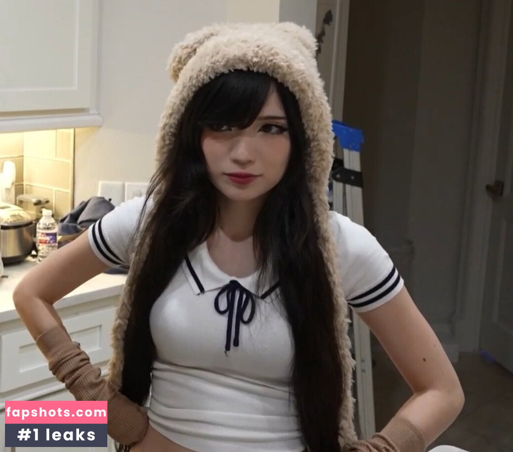 Emiru gallery photo #3986
