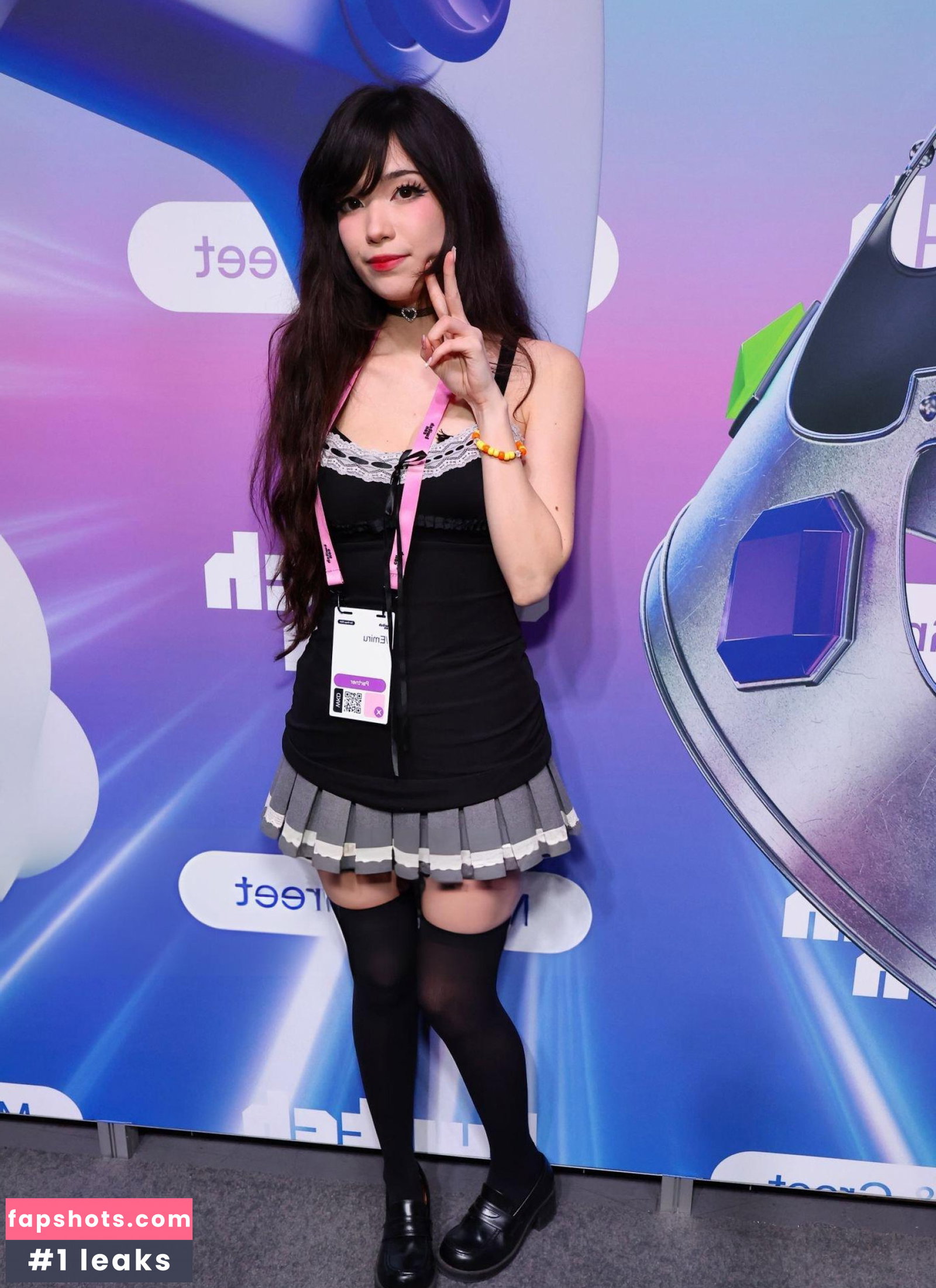 Emiru gallery photo #1709