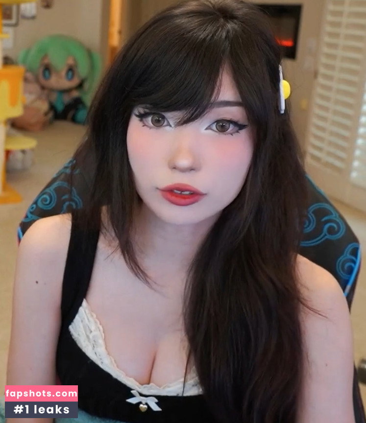 Emiru gallery photo #645