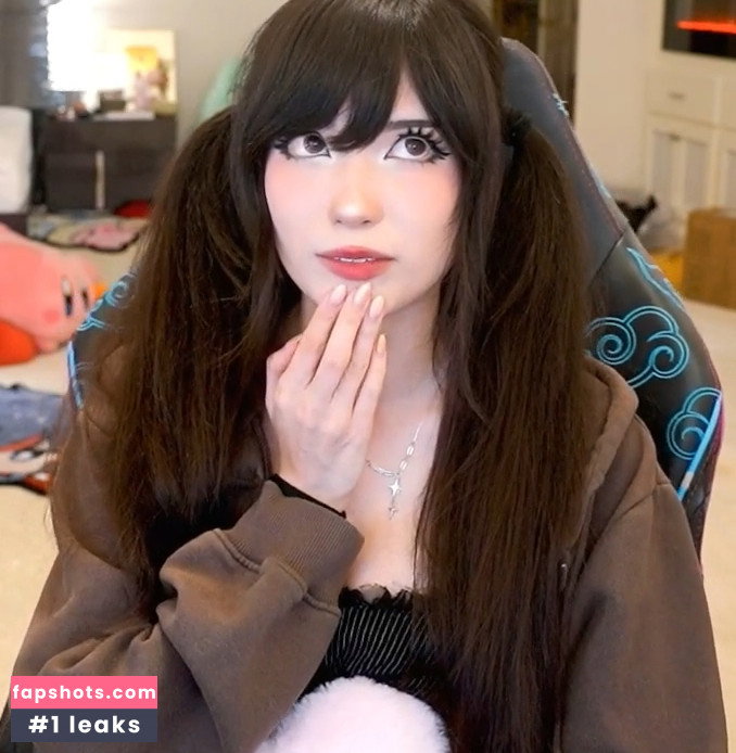 Emiru gallery photo #3271
