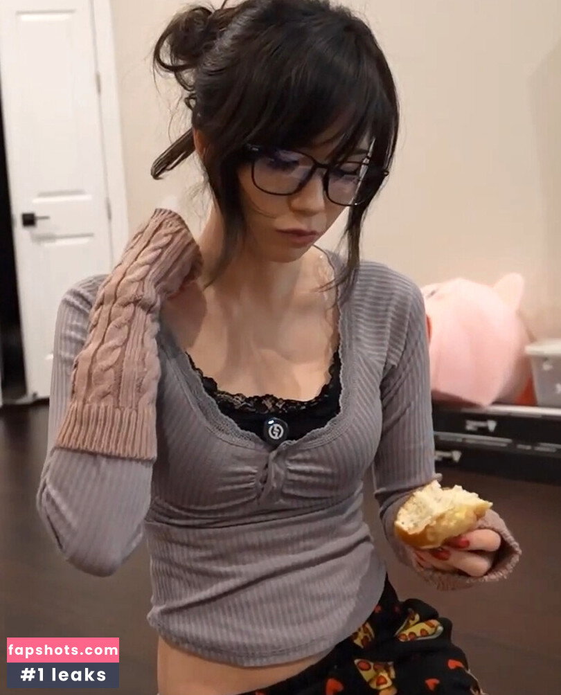 Emiru gallery photo #3124