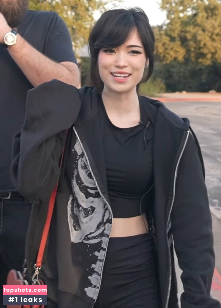 Emiru gallery photo #247
